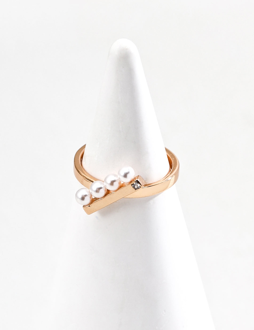 Lumière Pearl Bar Ring