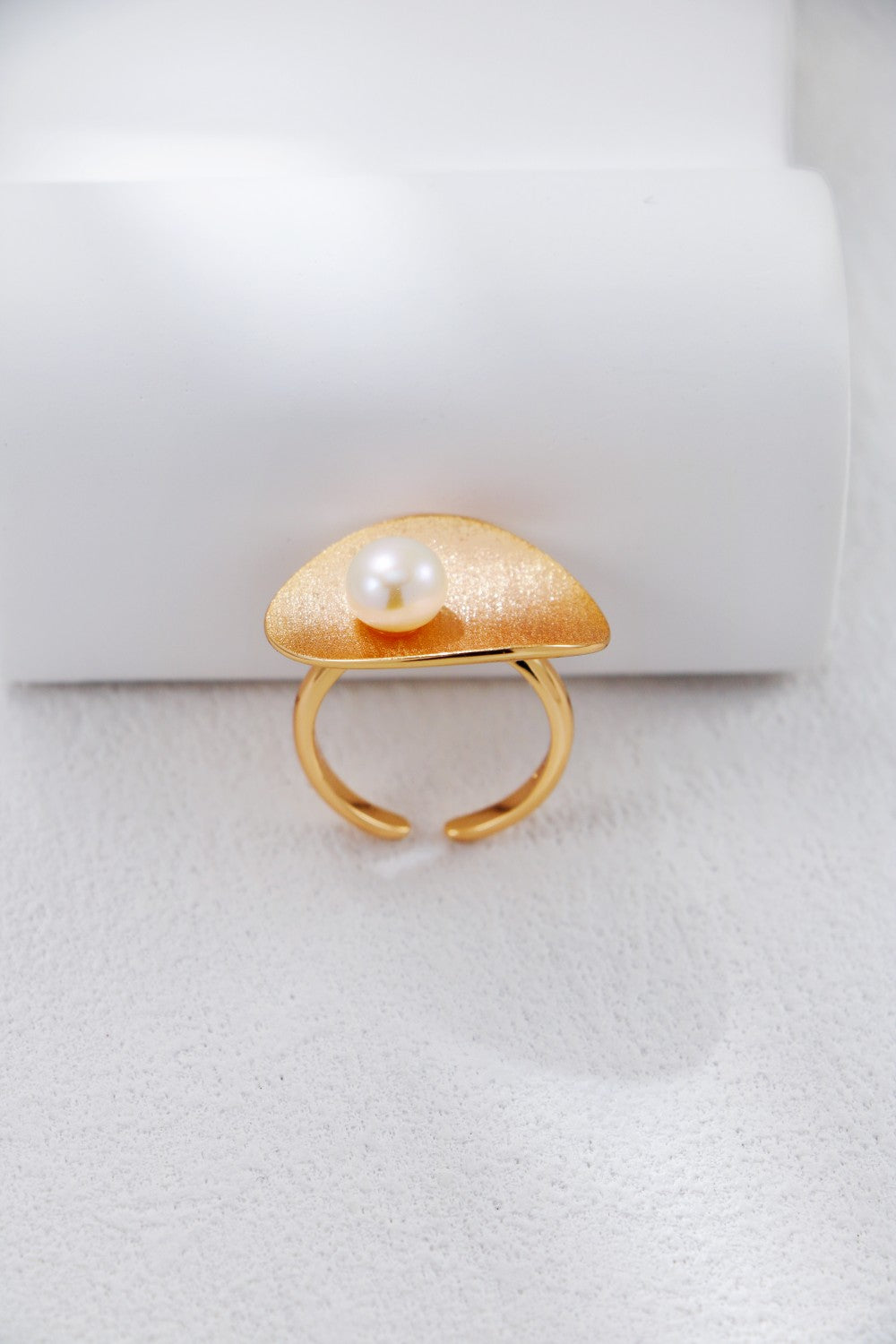 Shorelight Pearl Ring | Matte Metal & Pearl – Silent Sea Series