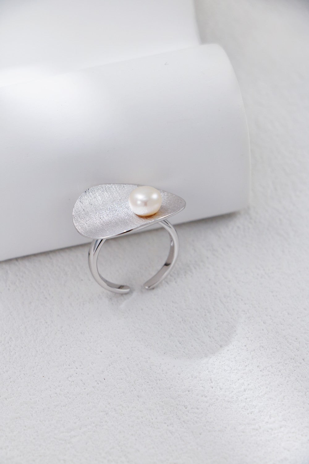 Shorelight Pearl Ring | Matte Metal & Pearl – Silent Sea Series