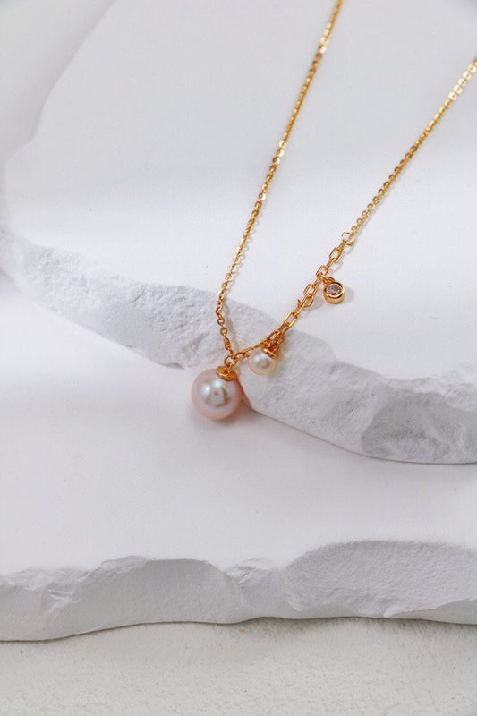 How do oysters make pearls?| Secret Life of Pearls